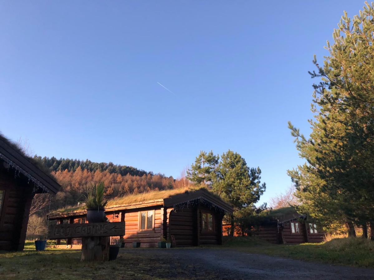 Log Home Village อัลเวอร์สตัน ภายนอก รูปภาพ