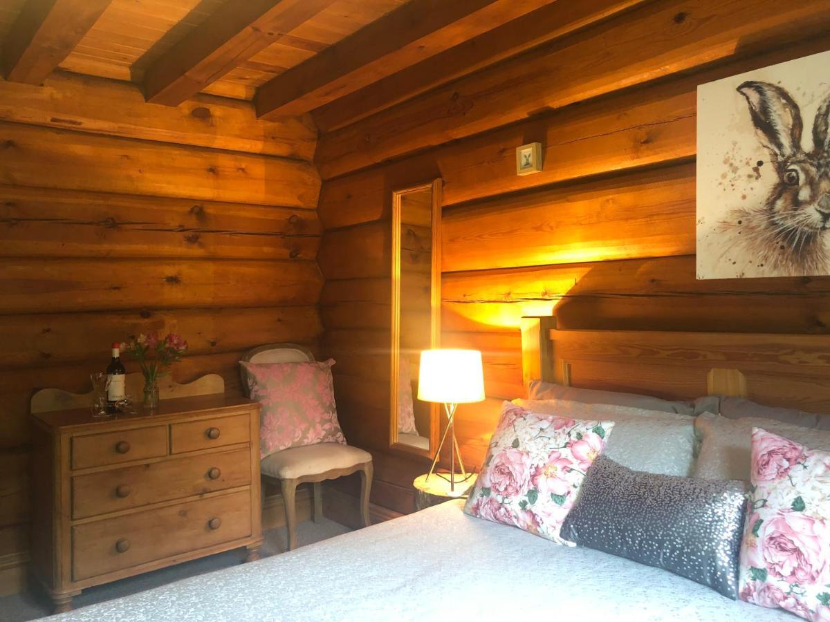Log Home Village อัลเวอร์สตัน ภายนอก รูปภาพ