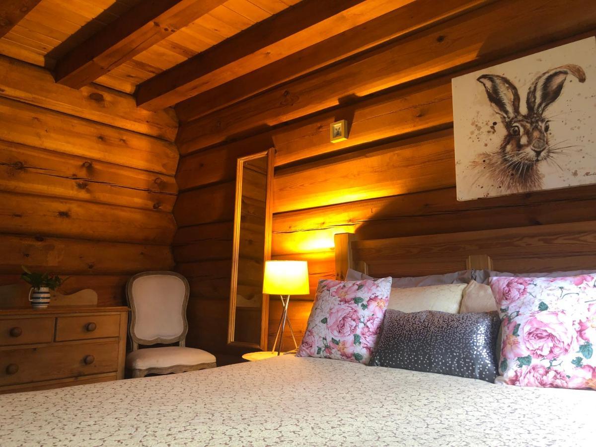 Log Home Village อัลเวอร์สตัน ภายนอก รูปภาพ