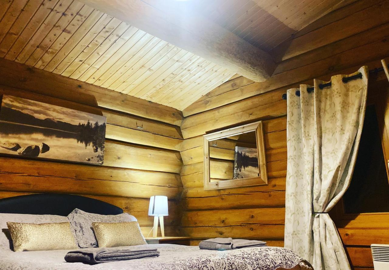 Log Home Village อัลเวอร์สตัน ภายนอก รูปภาพ