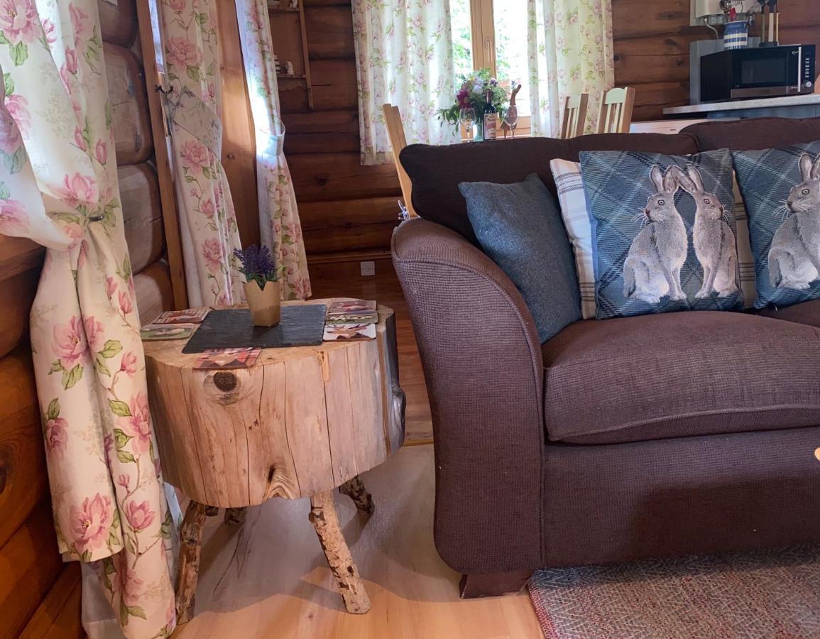 Log Home Village อัลเวอร์สตัน ภายนอก รูปภาพ