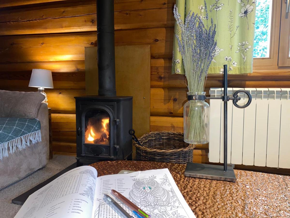 Log Home Village อัลเวอร์สตัน ภายนอก รูปภาพ